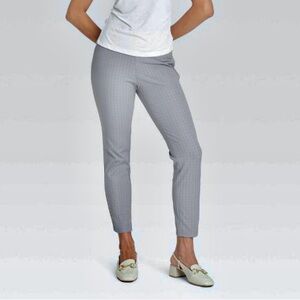 NWT Grey capri pants